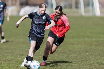 Bild 85 - wBJ VfL Pinneberg - Waldd�rfer SV : Ergebnis: 5:0